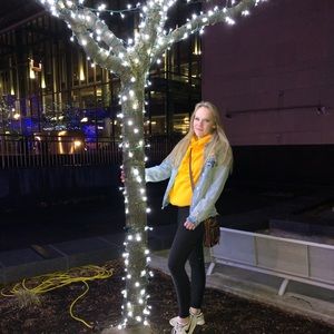 Meet your Posher, Kendra